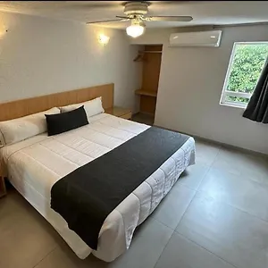 *** Hotel Emperador Centro Y Remodelado México